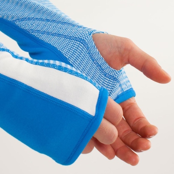 Lululemon Runder Under Long Sleeve
Mini Check Pique Beaming Blue Polar Cream - Picture 7 of 12